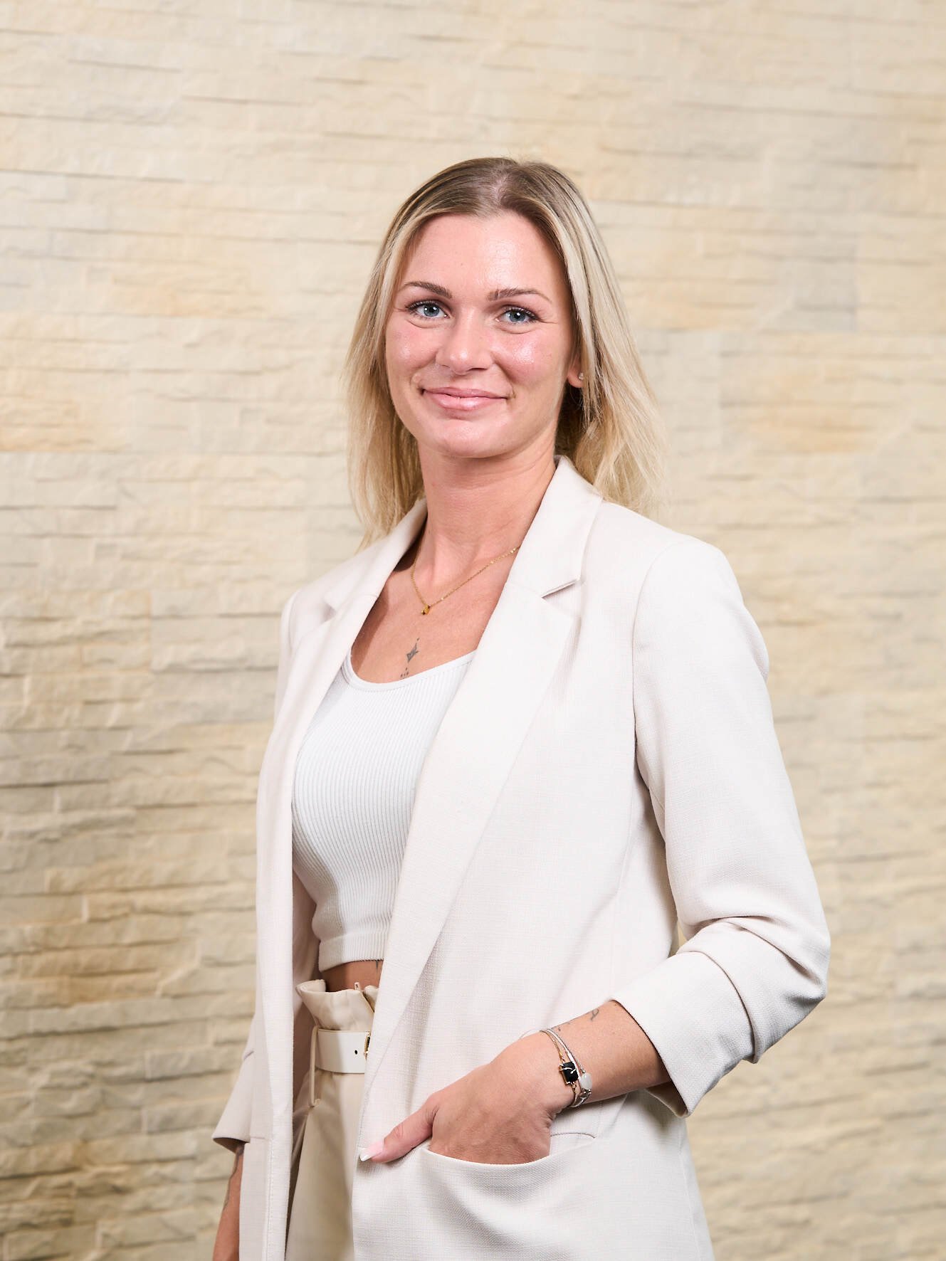 web_2025 Cho-Time Andra Heidtmann0017_by Christina Weber